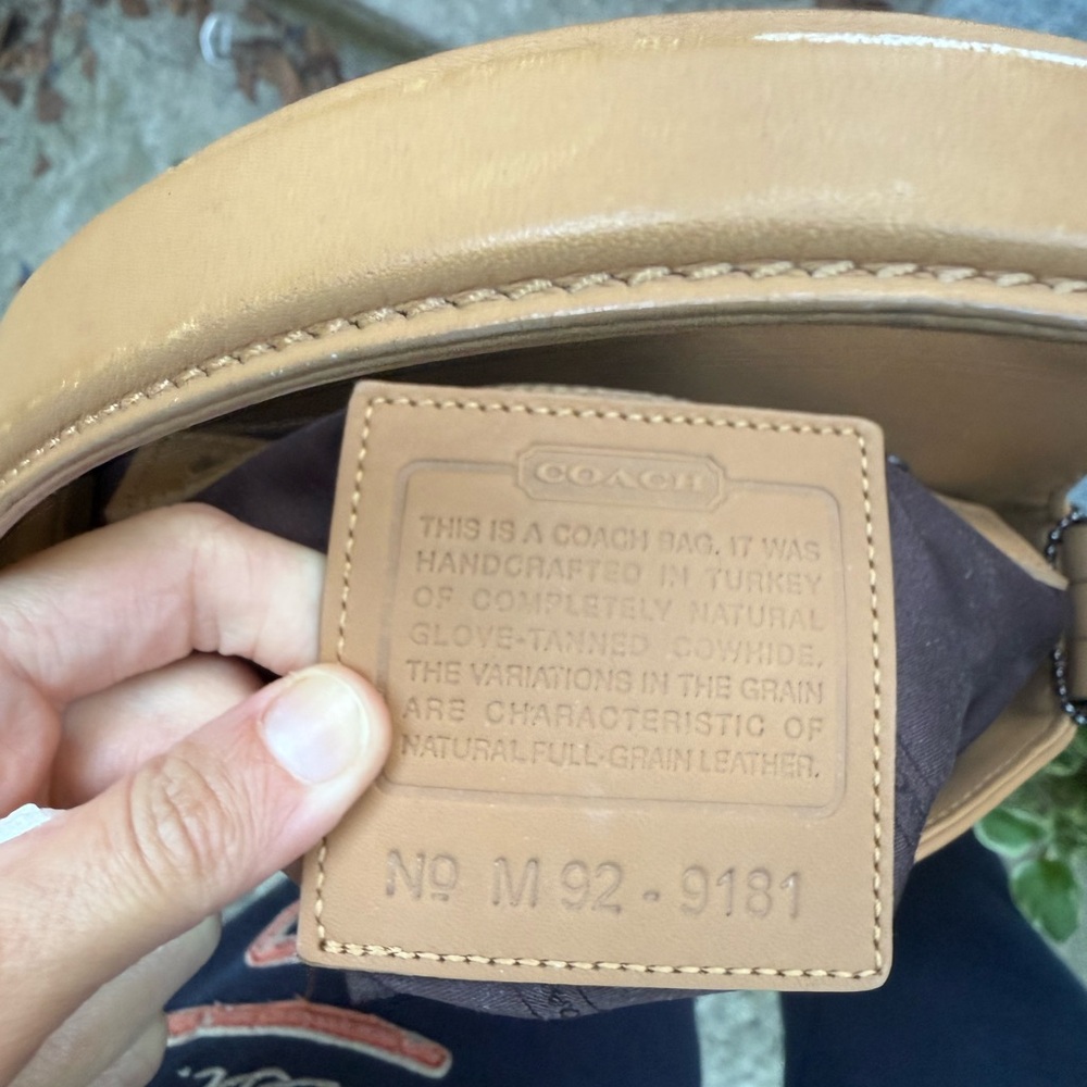 Very rare Coach Whitney beige Leather handbag with metal hangtag - Picture 7 of 8